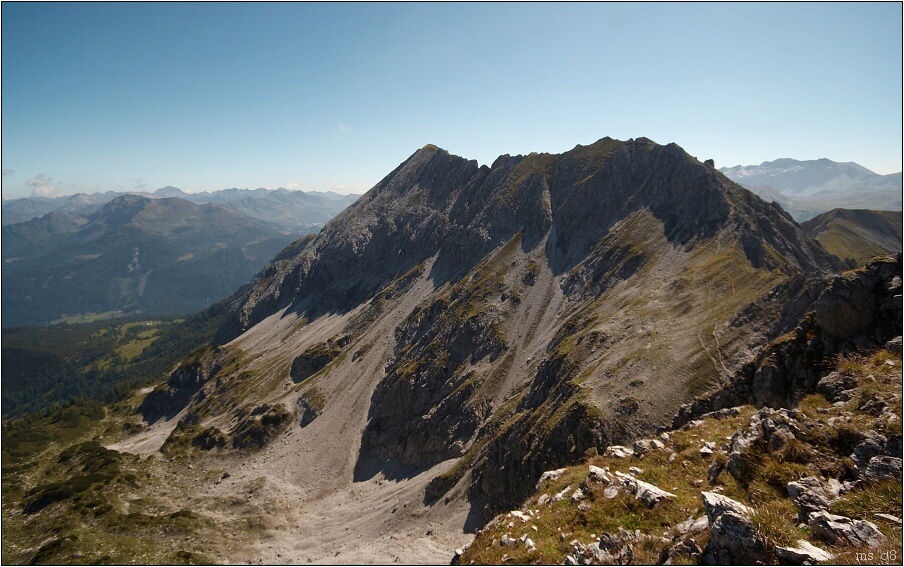 img00032.jpg