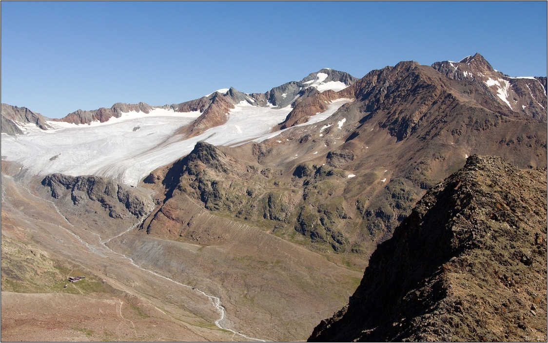 img00070.jpg
