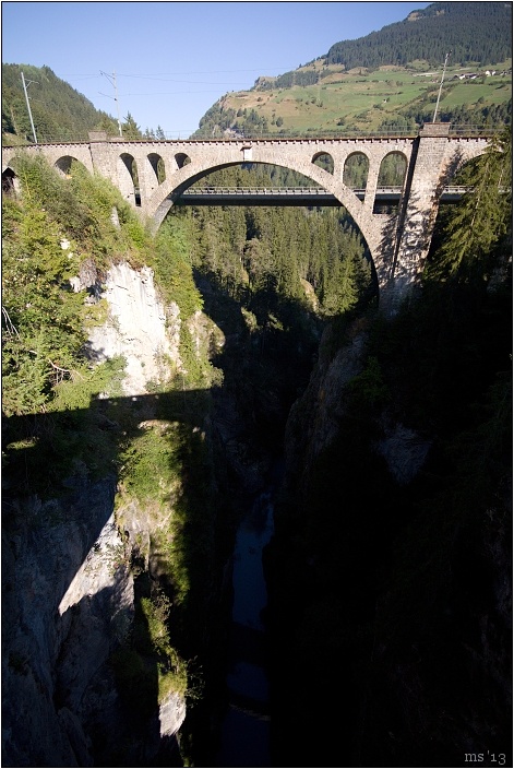 img00029.jpg
